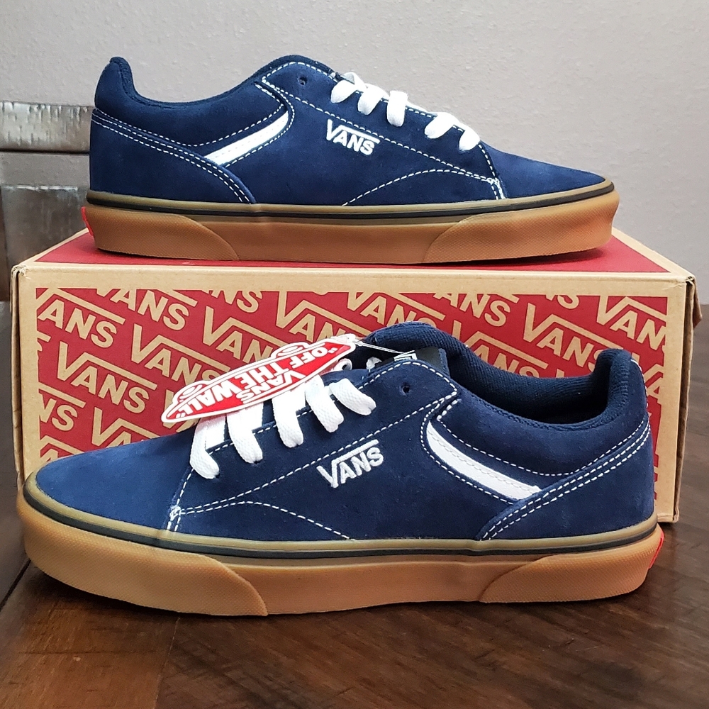 Vans Seldan Suede Dress Blues/Gum Men Size 6.5, Women Size 8